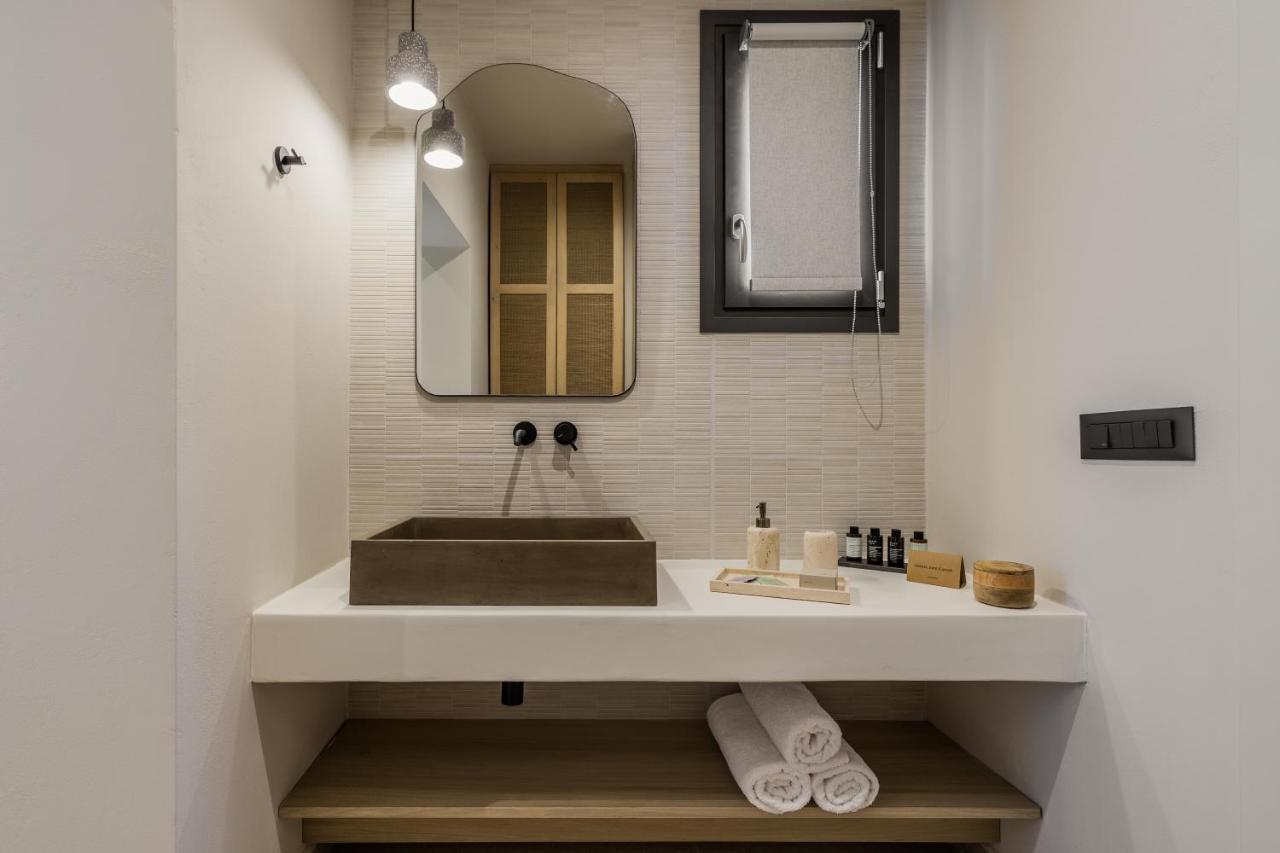 Topos Suites Ласи Екстериор снимка